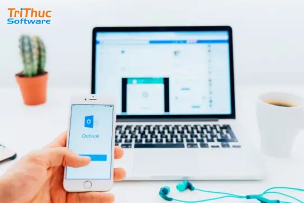 AltSync for Outlook